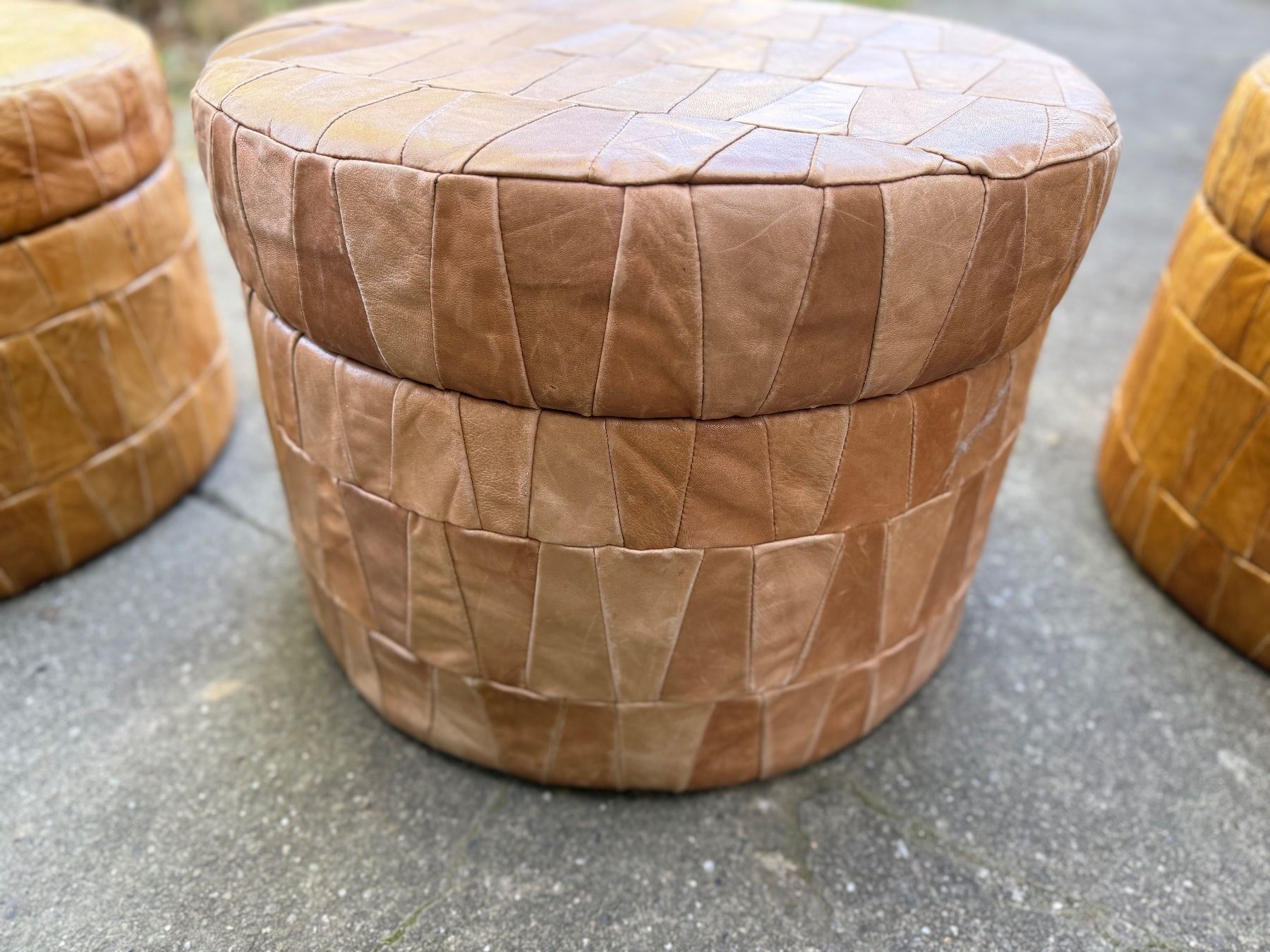 Hocker: Hocker Truhe Pouf // Leder // B – Gebraucht aus Schinznach-Dorf von mix 6