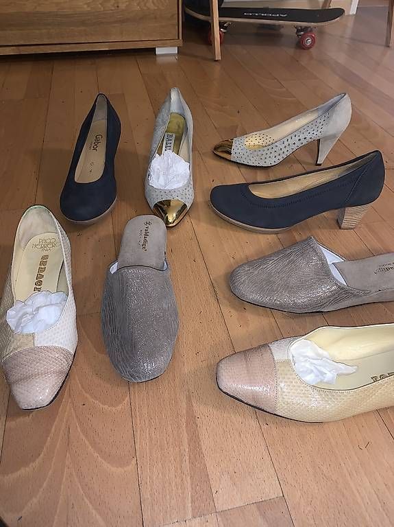 Scarpe da donna: Markenschuhe gr 37 neu – Nuovo (secondo la descrizione) da Bülach venduto da Lunaromina 1