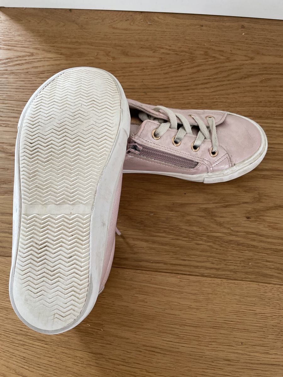Scarpe per ragazze: Mädchen Schuhe Gr. 30 – Usato da Zihlschlacht venduto da mungge15 3