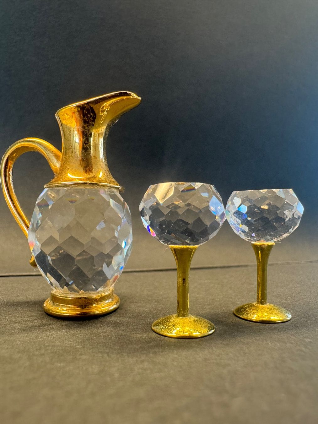 Swarovski Statuette: Kristallfigur Krug mit zwei Weingläser – Usato da Mühlau venduto da RotHluchs 1