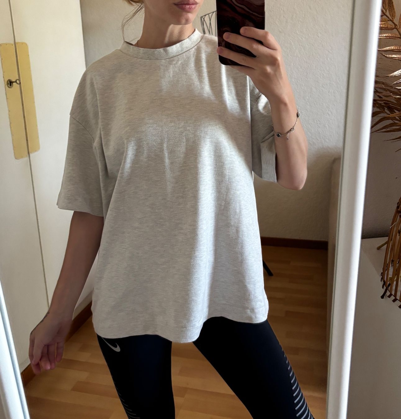 H&M T-shirt: T-Shirt – Usato da Bern venduto da ViksiBash 6