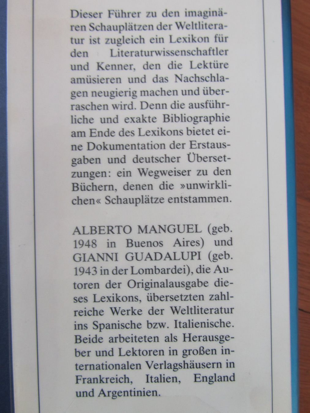 Libri: Von Atlantis bis Utopia: Ein literarischer Reiseführer – Usato da Seengen venduto da mikelele 8