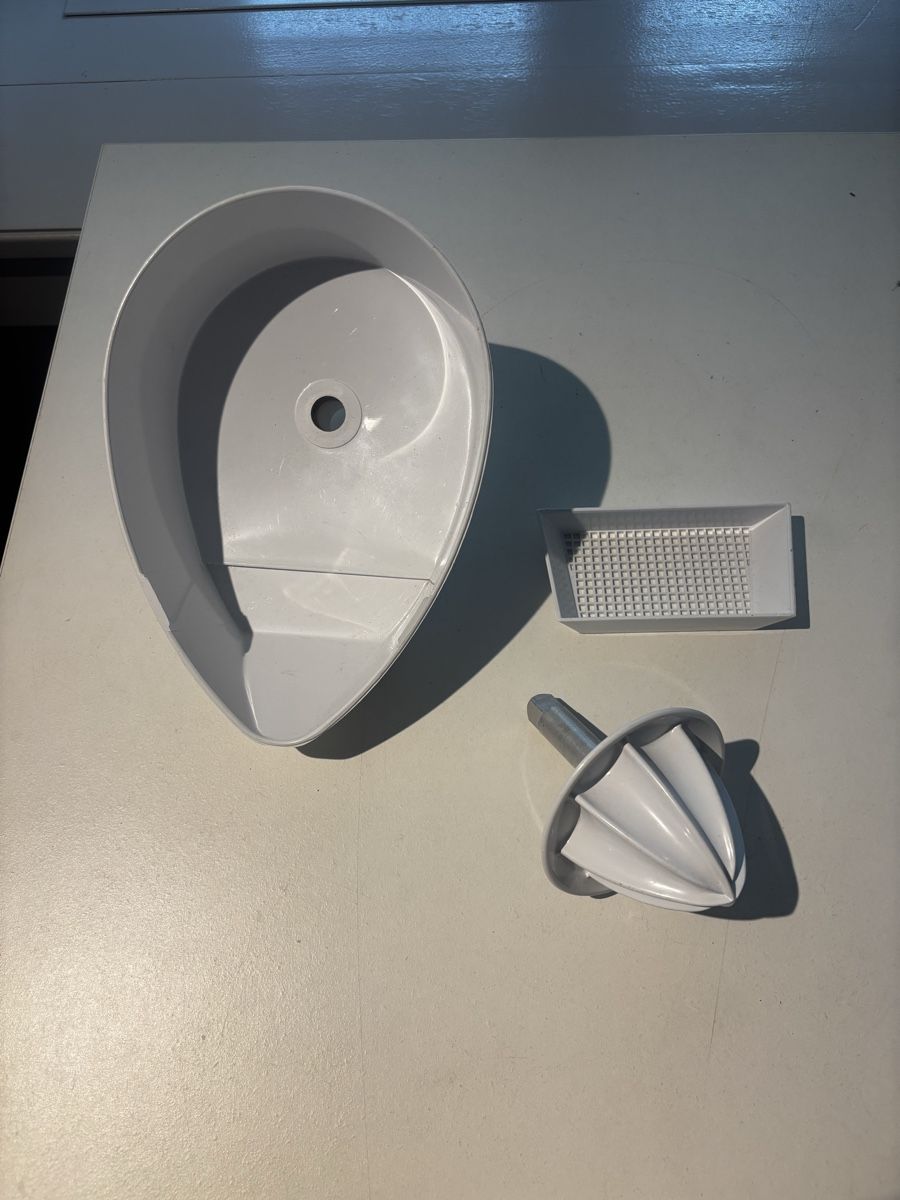 Kitchenaid Elettrodomestici da cucina: KitchenAid Aufsatz Entsafter – Nuovo (secondo la descrizione) da Domat-Ems venduto da flo_6tf6 1