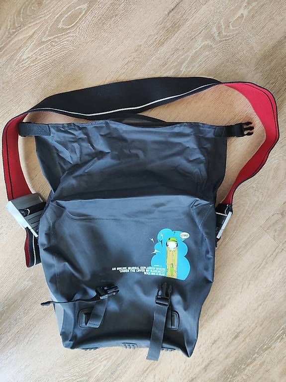 Borse: Knog wasserdichte Tasche – Usato da Flüelen venduto da pri_7p8g 3