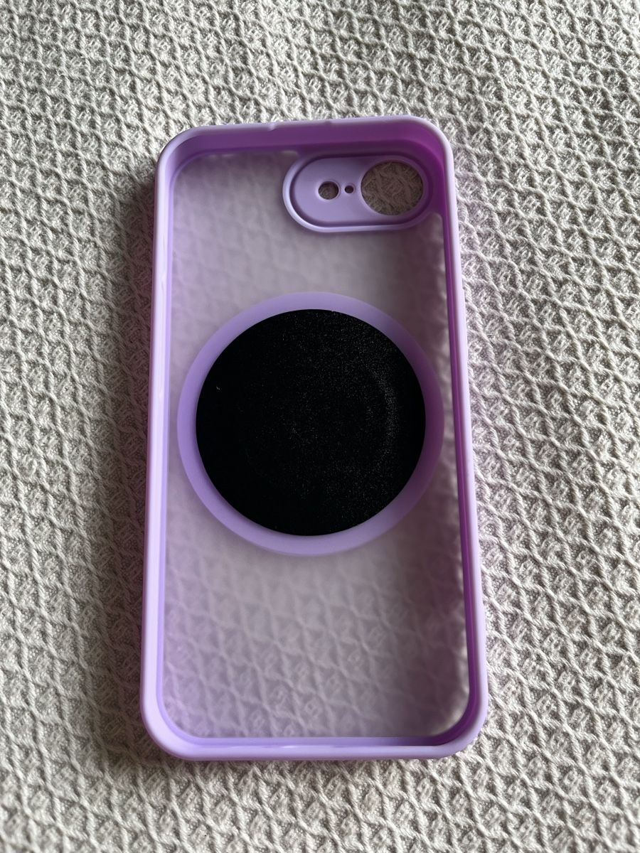 Apple Handys / Smartphones: Lila iPhone-Hülle mit Ringhalterung – Neu (gemäss Beschreibung) aus Hochdorf von Forestgreen 1