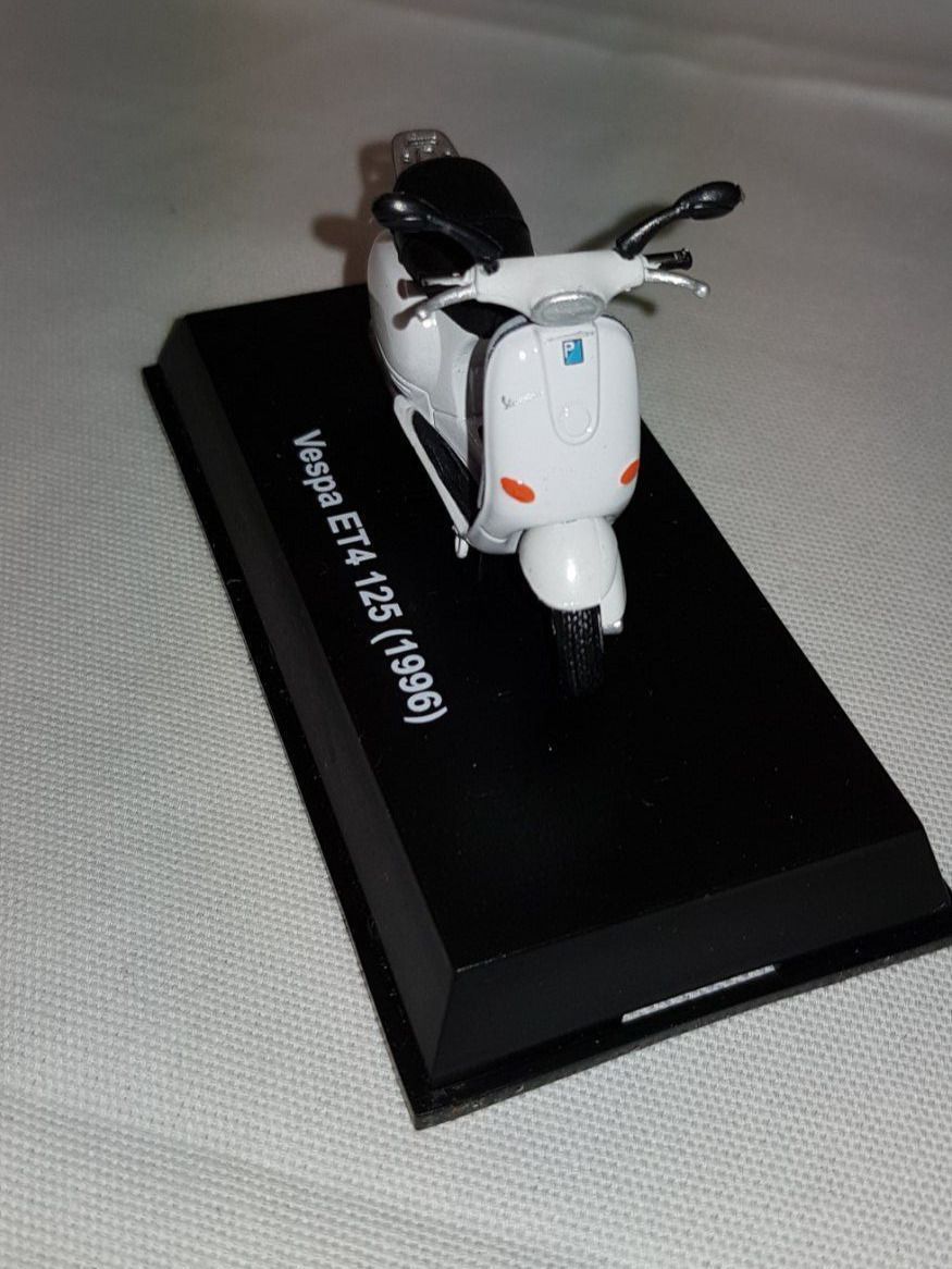 Vespa Modellbausätze & Standmodelle: Modell Vespa 125 (1996) – Gebraucht aus Nottwil von echtMOMO 7