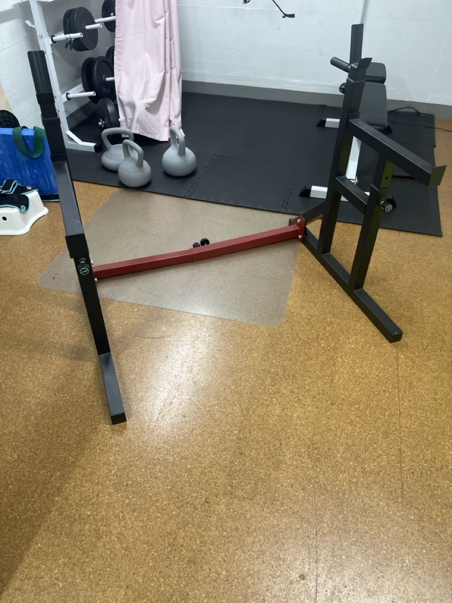 Accessoires: Adjustable Multi Squat Rack von Gorilla Sports – D'occasion à Greifensee par Tomxxxx