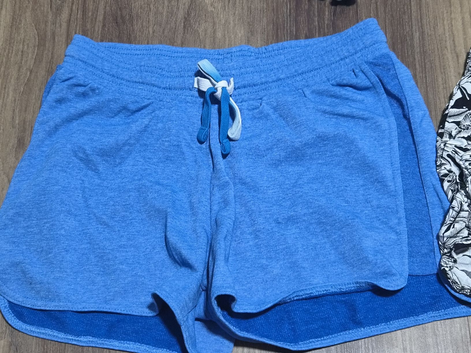Lots de vêtements: Kleiderpaket Grösse L – D'occasion à Altishofen par tammy05 5