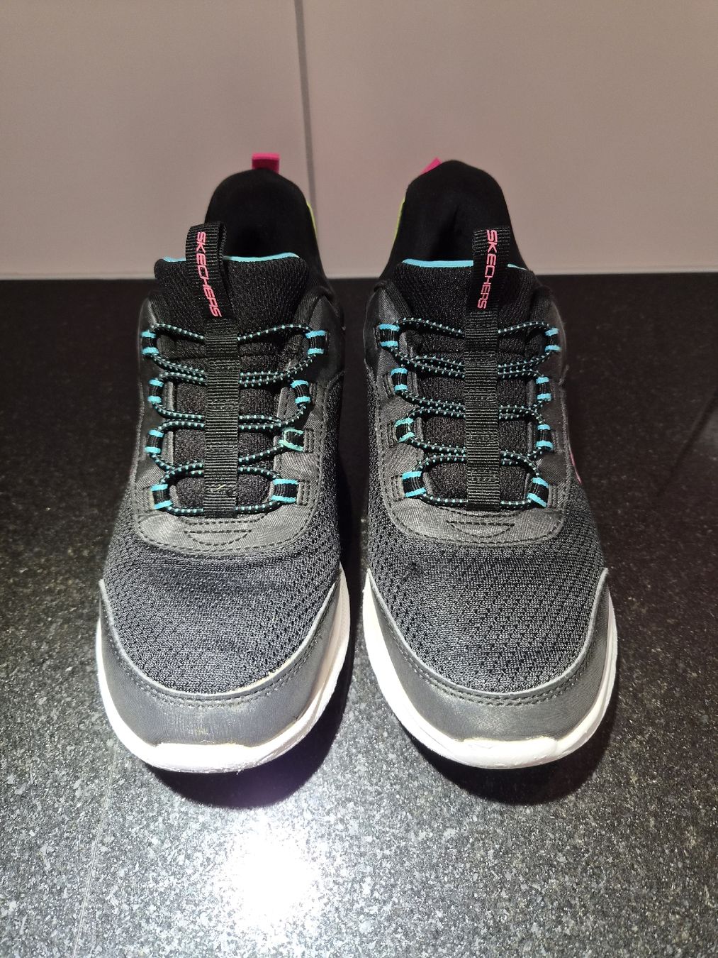 Scarpe per ragazze: Baskets Sketchers t.36 – Usato da Belmont-Yverdon venduto da jul_8nw5 2