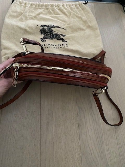 Burberry Borse da donna: Burberry shoulder /clutch bag – Usato da Dallenwil venduto da ZD2019 5