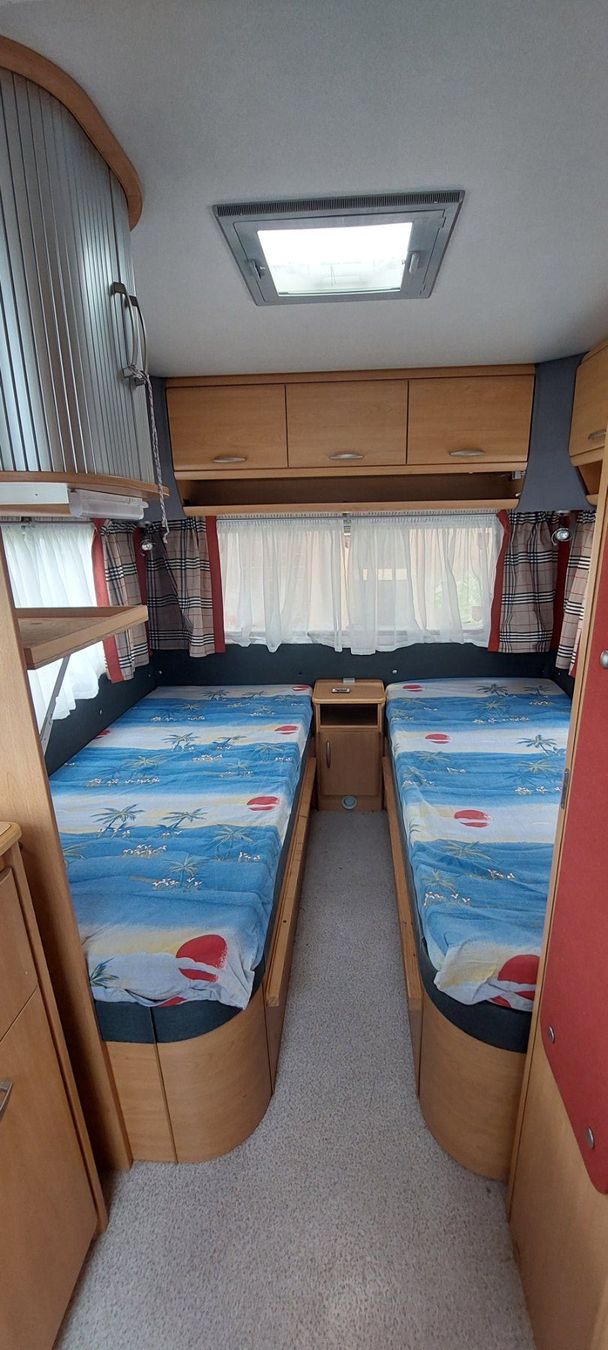 Véhicules de camping: Wohnwagen KNAUS 500 – D'occasion à Wattenwil par pix1984 5