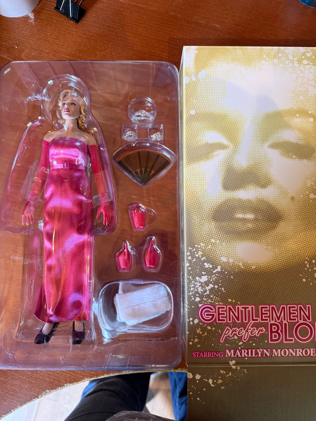 Giocattoli: 1/6 Marilyn Monroe "Lorelei Lee" Pink Dress ver. – Nuovo e nell'imballaggio originale da Vuadens venduto da Chouchoujapan 9