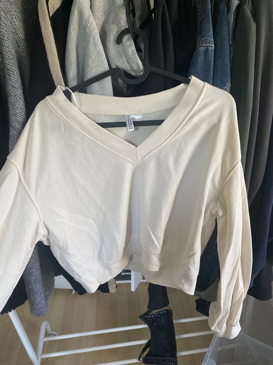 H&M Maglioni & Felpe: Crop Sweater von H&M Divided, neuwertig, Grösse S – Nuovo (secondo la descrizione) da Muhen venduto da _mich-aela_