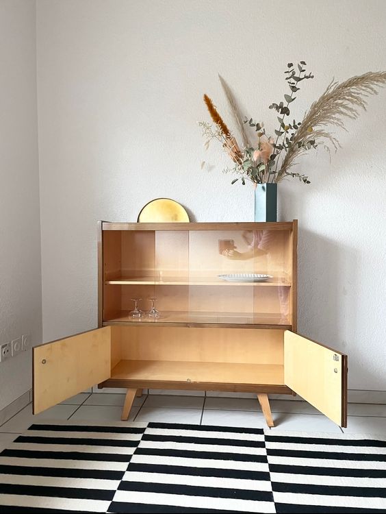 Mid Century Kommode mit Glastüren 1950er/1960er Jahren (Gebraucht) in ...