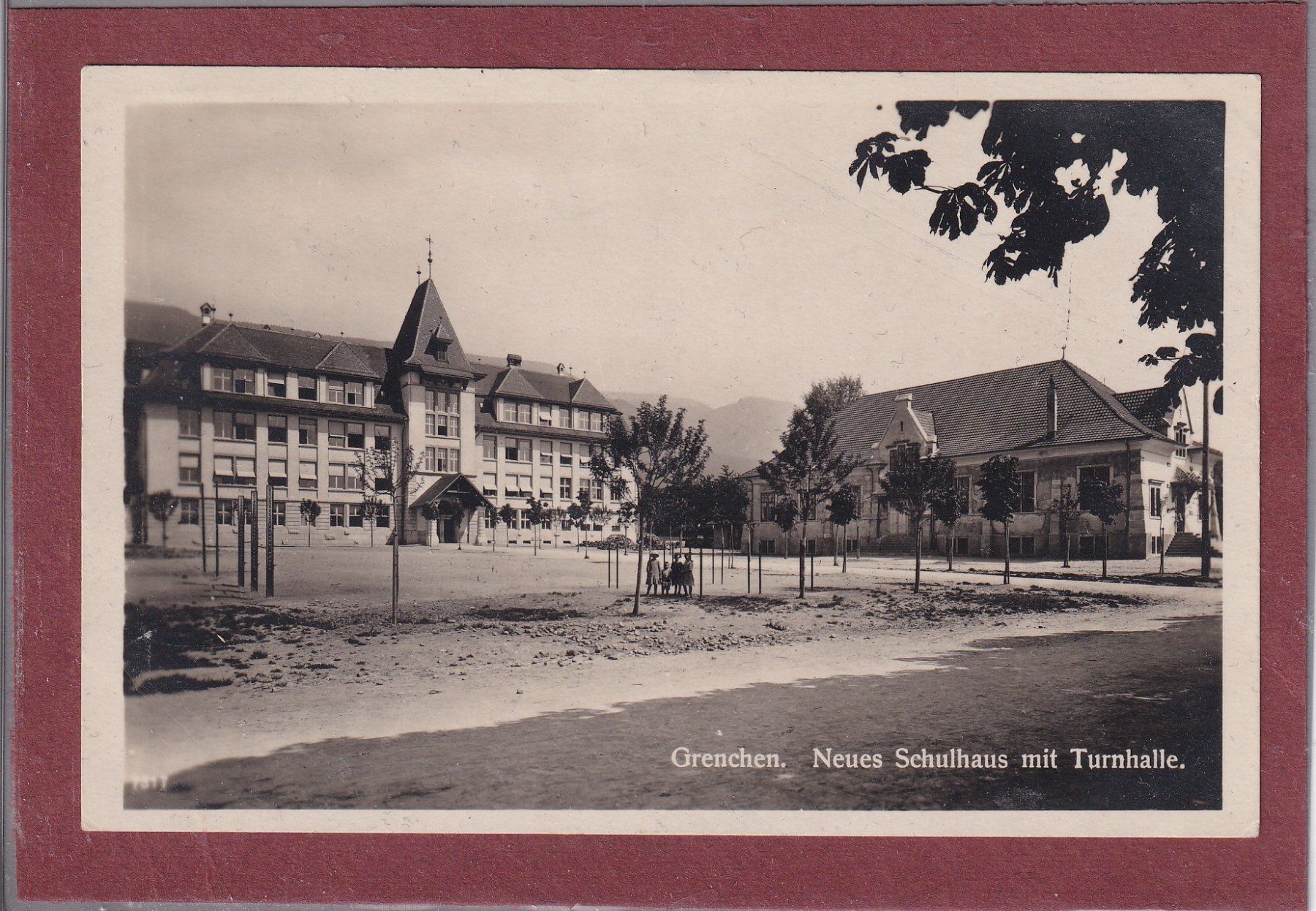 Cartoline postali: Grenchen - Neue Schulhaus - 1938 – Usato da Orvin venduto da Pyaeschli