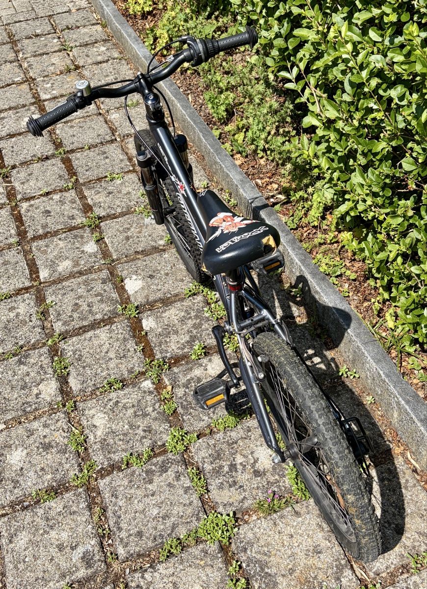 Specialized Biciclette: Specialized Hotrock Kindervelo / Kinderfahrrad – Usato da Horgen venduto da mph3000 2