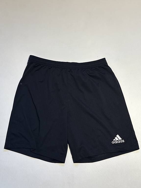 Hosen: 2x Shorts – Gebraucht aus Biel/Bienne von xav_8d66
