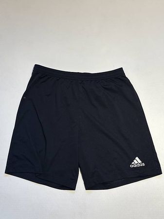 2x Shorts