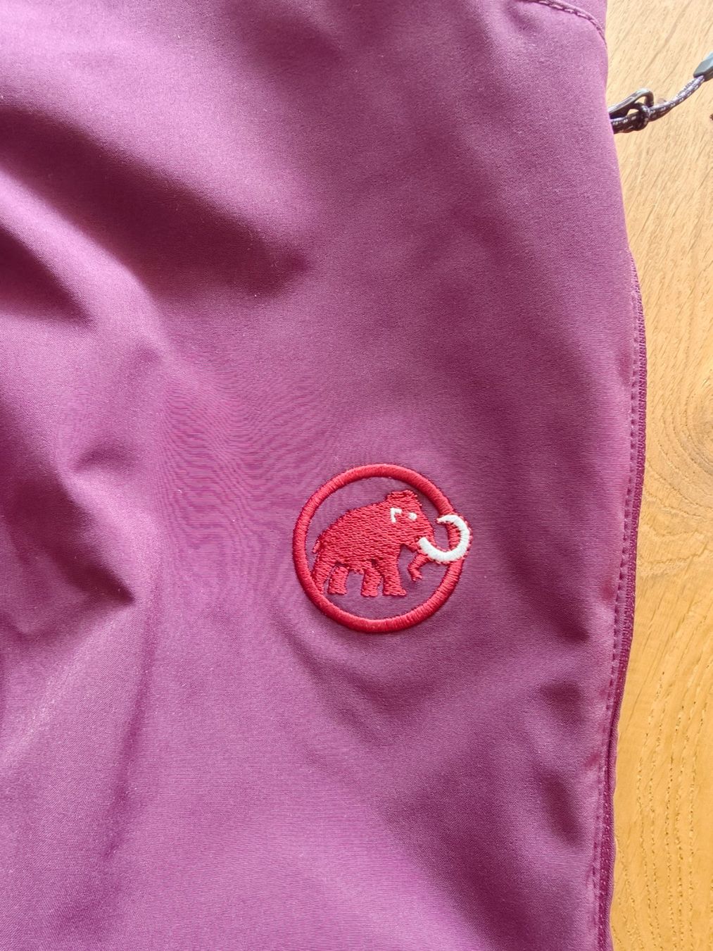 Mammut Hosen: Damen Skihose Mammut Grösse 38 softshell – Gebraucht aus Läufelfingen von lpl_92qy 1