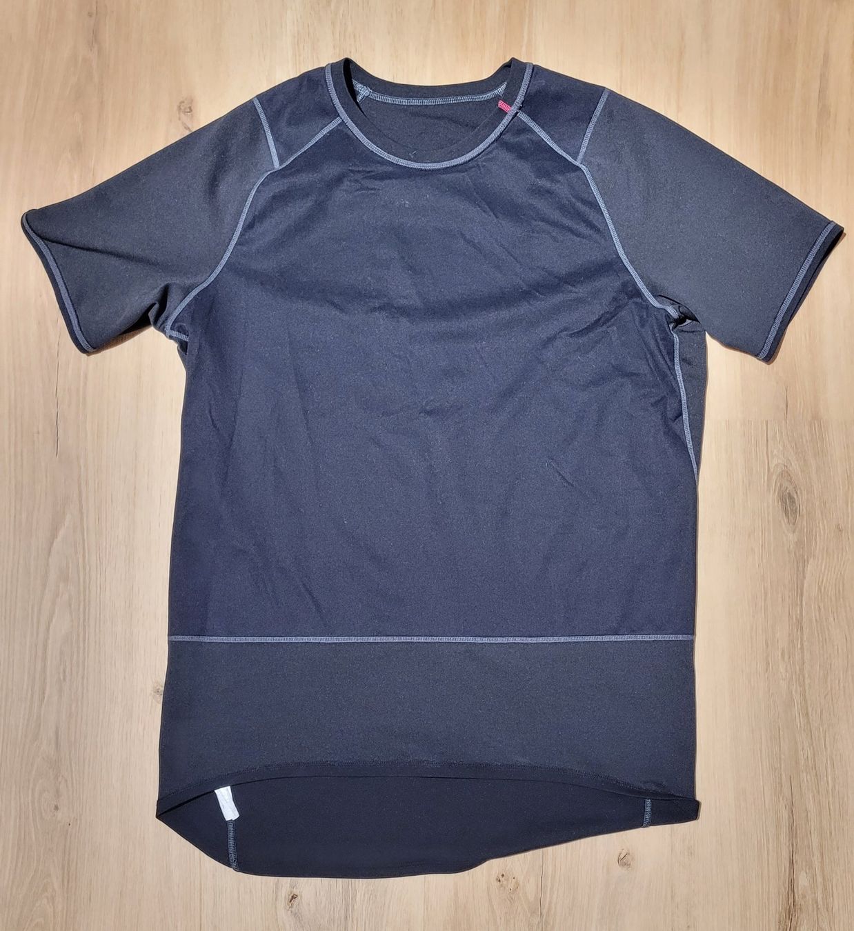 Pearl Izumi Canottiere & Pantaloni: Windstopper Radunterhemd XL – Usato da Ruswil venduto da Ram79