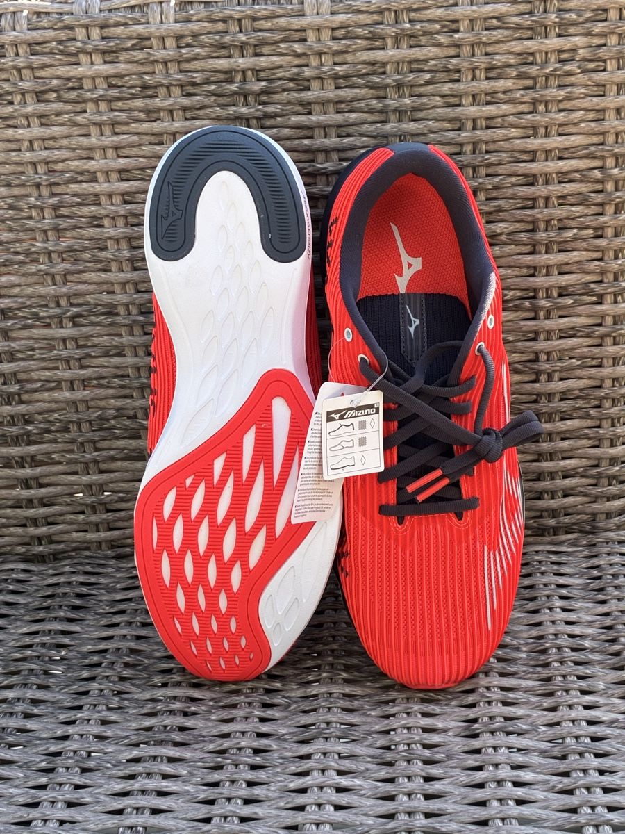 Mizuno Chaussures hommes: Mizuno Laufschuhe  – Neuf avec emballage d'origine à Biel/Bienne par Lukaufmann 2