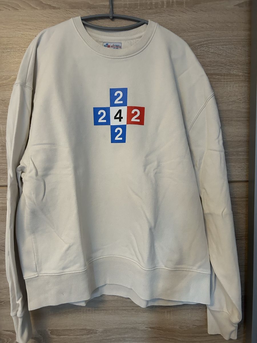 Maglioni & Felpe: Sweat-shirt 242 – Usato da Lausanne venduto da naranjo