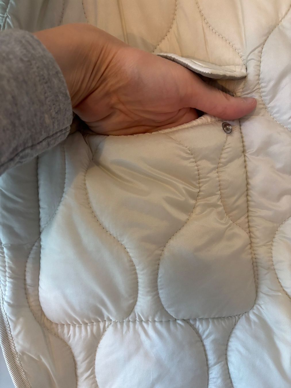 Mango Jacken: MANGO gefütterte Steppjacke Gr. XS – Gebraucht aus Zürich von missmodernage 3
