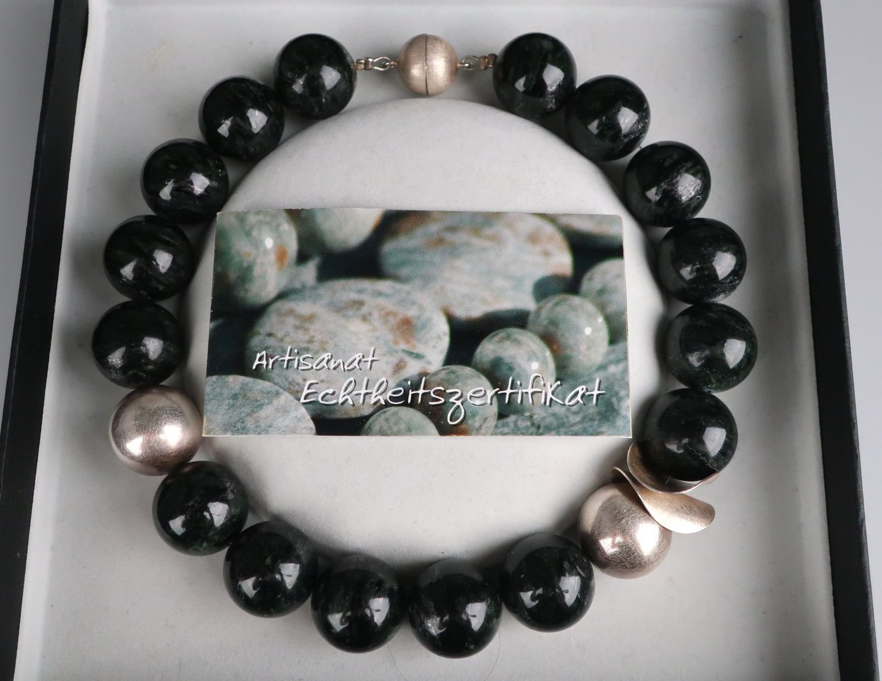 Catenine: Artisanat Steinschmuck Halskette – Usato da Volketswil venduto da brockipfannenstil 1
