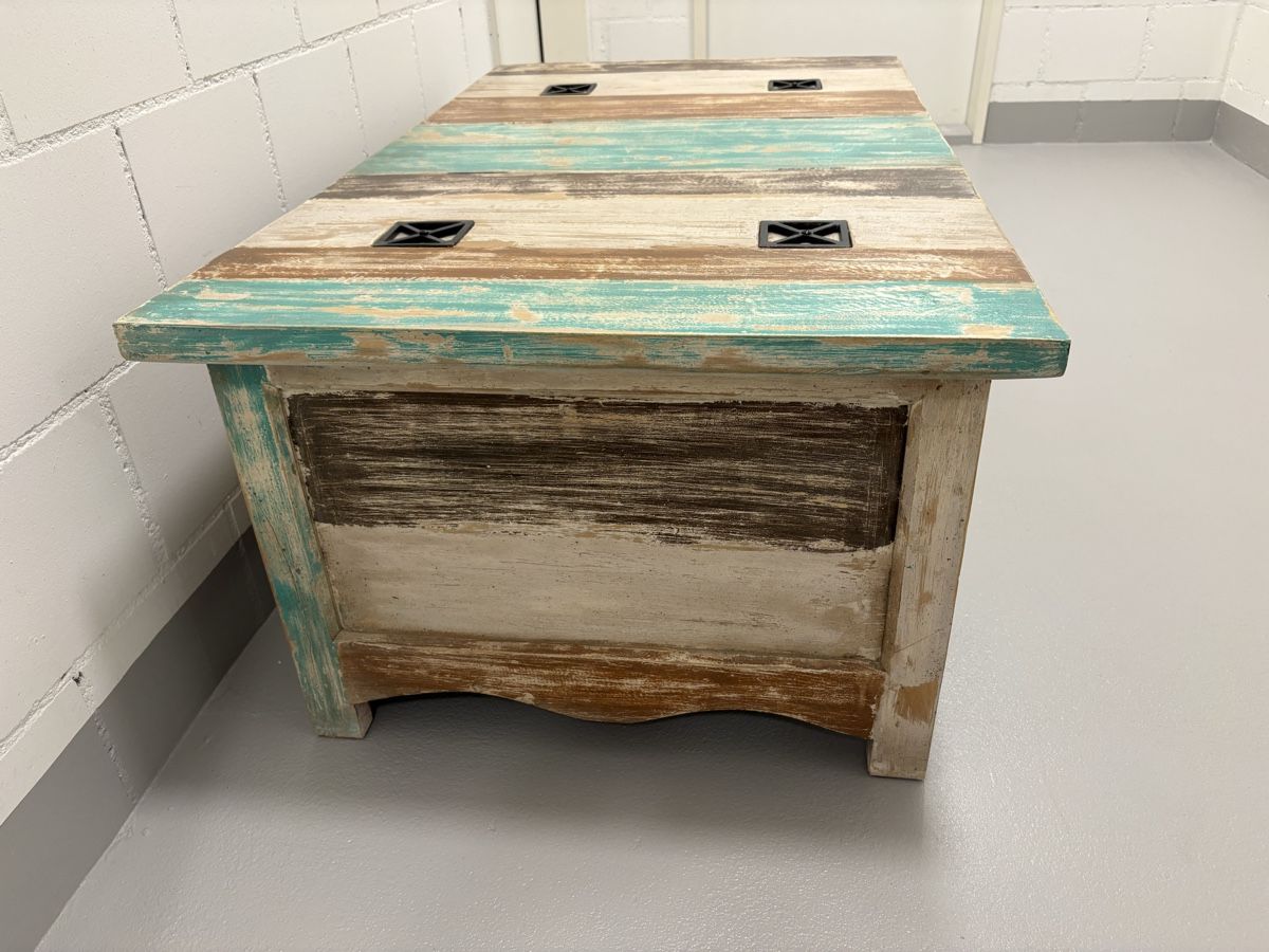 Truhen: Chest - ars manufacti - like new – Neu (gemäss Beschreibung) aus Uitikon Waldegg von chesterbroek 1