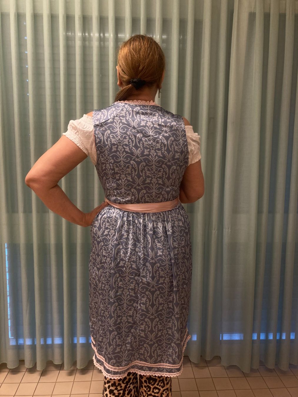 Kleider: Dirndl – Neu (gemäss Beschreibung) aus Malans GR von Nnnadja 2