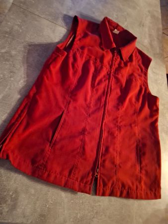 Gilet bordeau taille 42