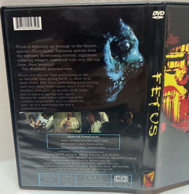 FETUS  (english)    Splatterfilm - Japan           ©'2008 4