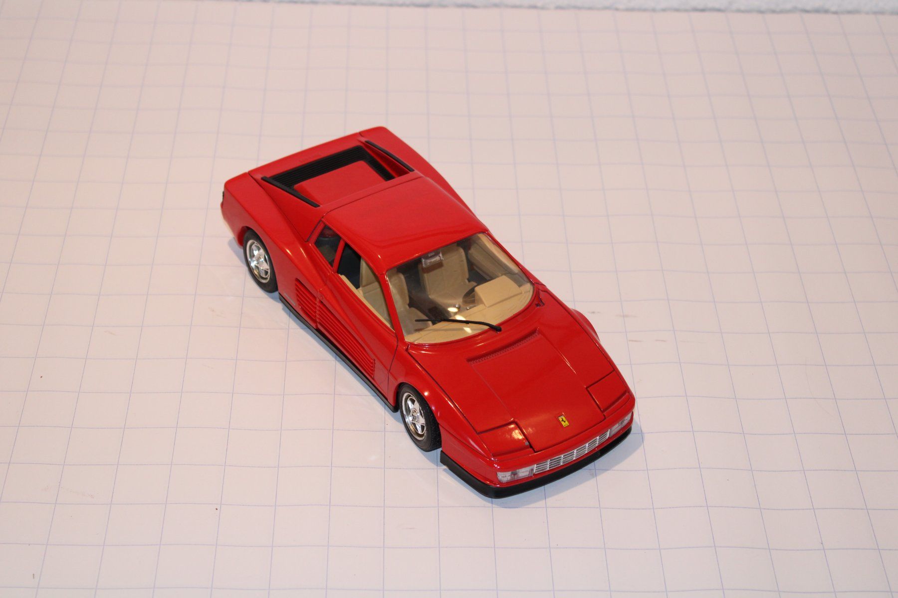 Bburago Modellini d'auto: Ferrari Testarossa 1984 – Usato da Bertschikon Gossau venduto da Singeruwe