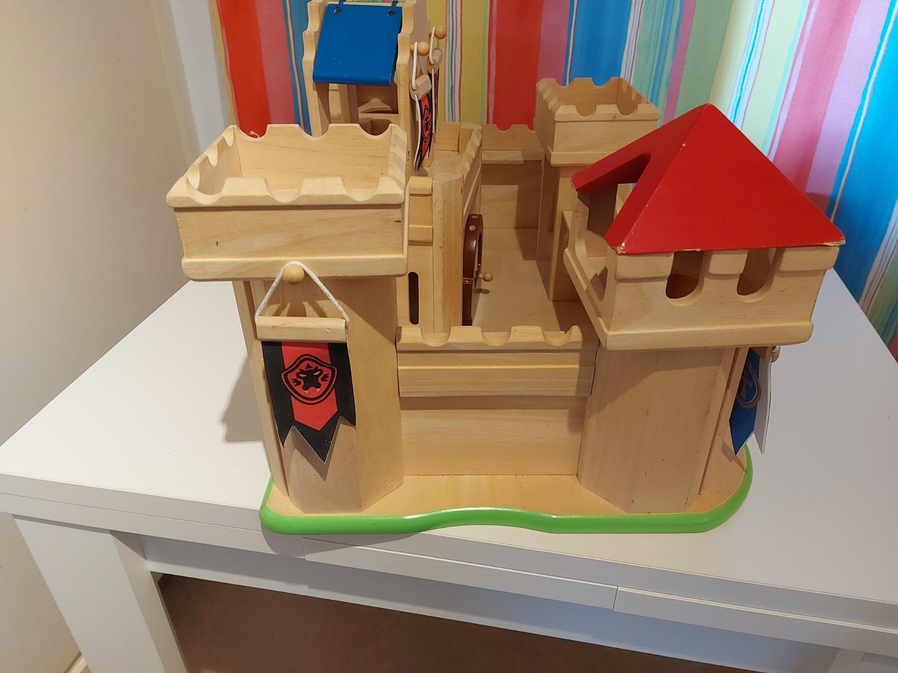 Giocattoli: Ritterburg Holz – Usato da Buchs AG venduto da Sushikiller 2