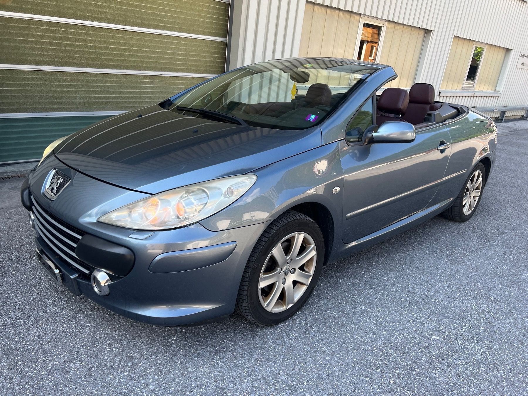 Peugeot Autos: PEUGEOT 307 CC cabrio – Gebraucht aus Bütschwil von  2