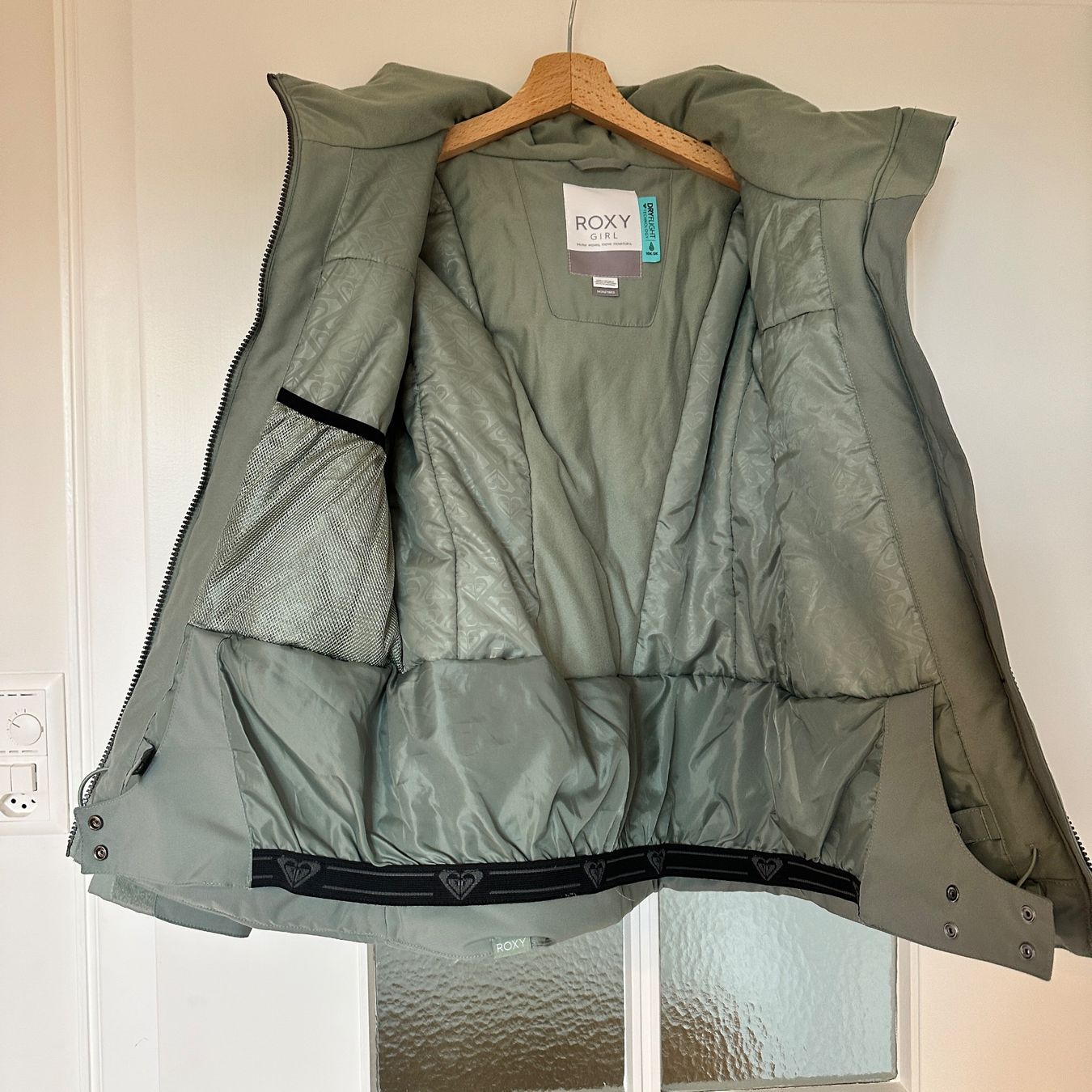 Roxy Giacche & Cappotti: Roxy Snowboardjacke, Mädchen, Gr 152 – Usato da Winterthur venduto da angeles18 2
