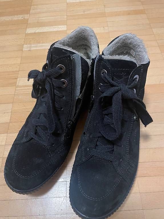 Scarpe da uomo: Winterschuhe Grösse 40 Legoro – Usato da Binningen venduto da SimoneMinimalism 1