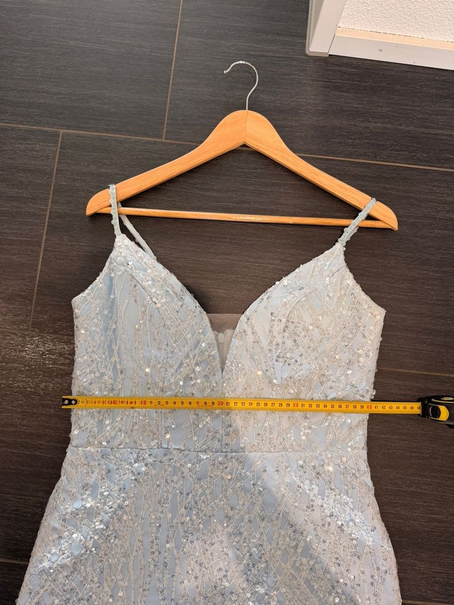 Kleider: Abendkleid – Gebraucht aus Schwarzenbach SG von gzem 1