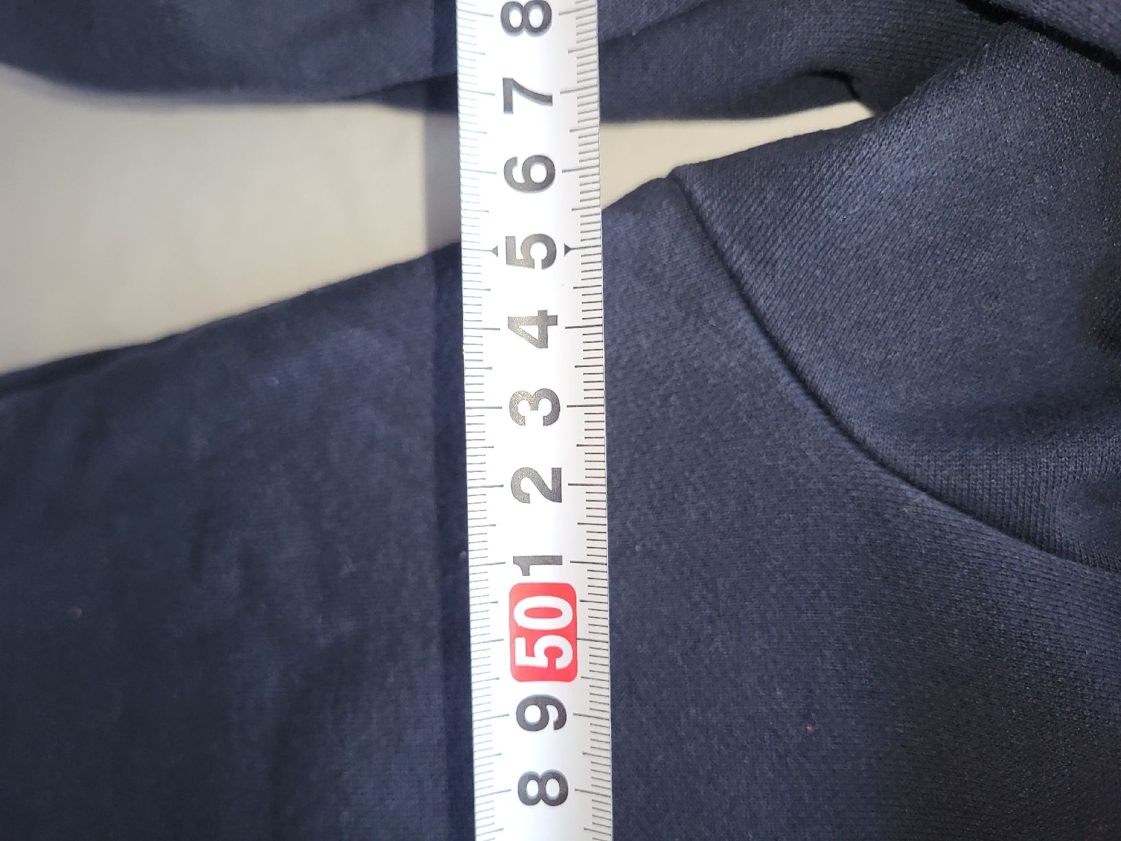 Pullover & Sweatshirts: RAW - Pull à Capuchon Bleu Foncé, Taille M – Gebraucht aus Haute-Nendaz von DetoutDerien 7