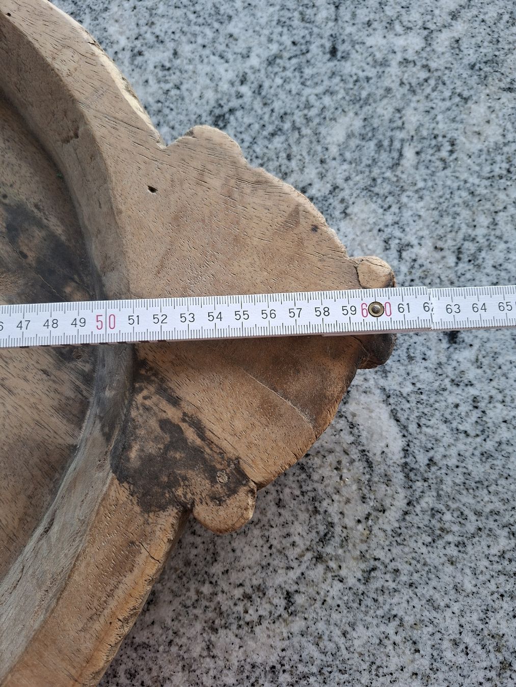Articoli in legno: Holzschale mit Griffen rustikal – Usato da Büsserach venduto da Grenzstein 1