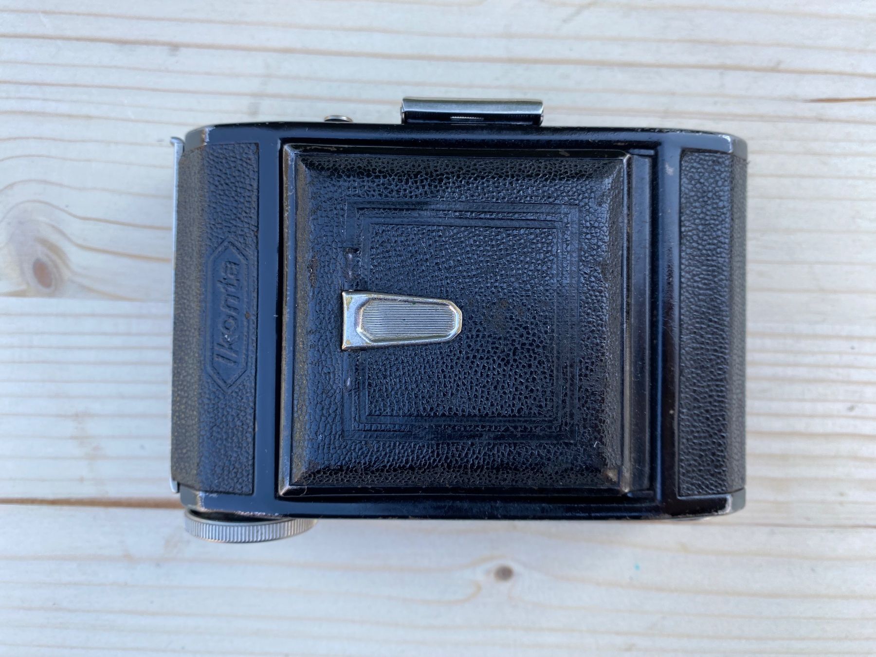 Zeiss Fotocamera: Zeiss Ikon Ikonta Kamera – Usato da Feldbach venduto da Olive1 7