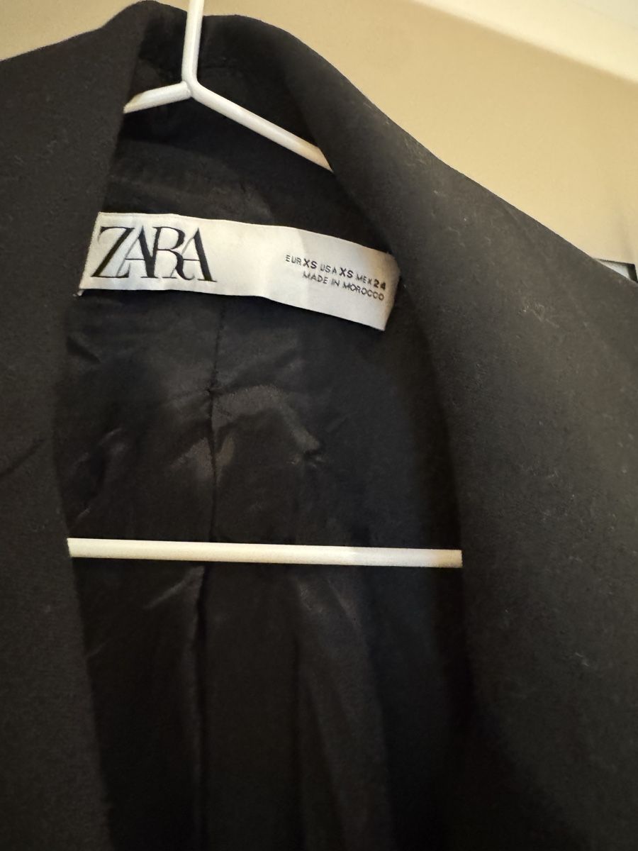 Mäntel: Zara Mantel, XS, schwarz – Gebraucht aus Hinwil von YPMK61 1