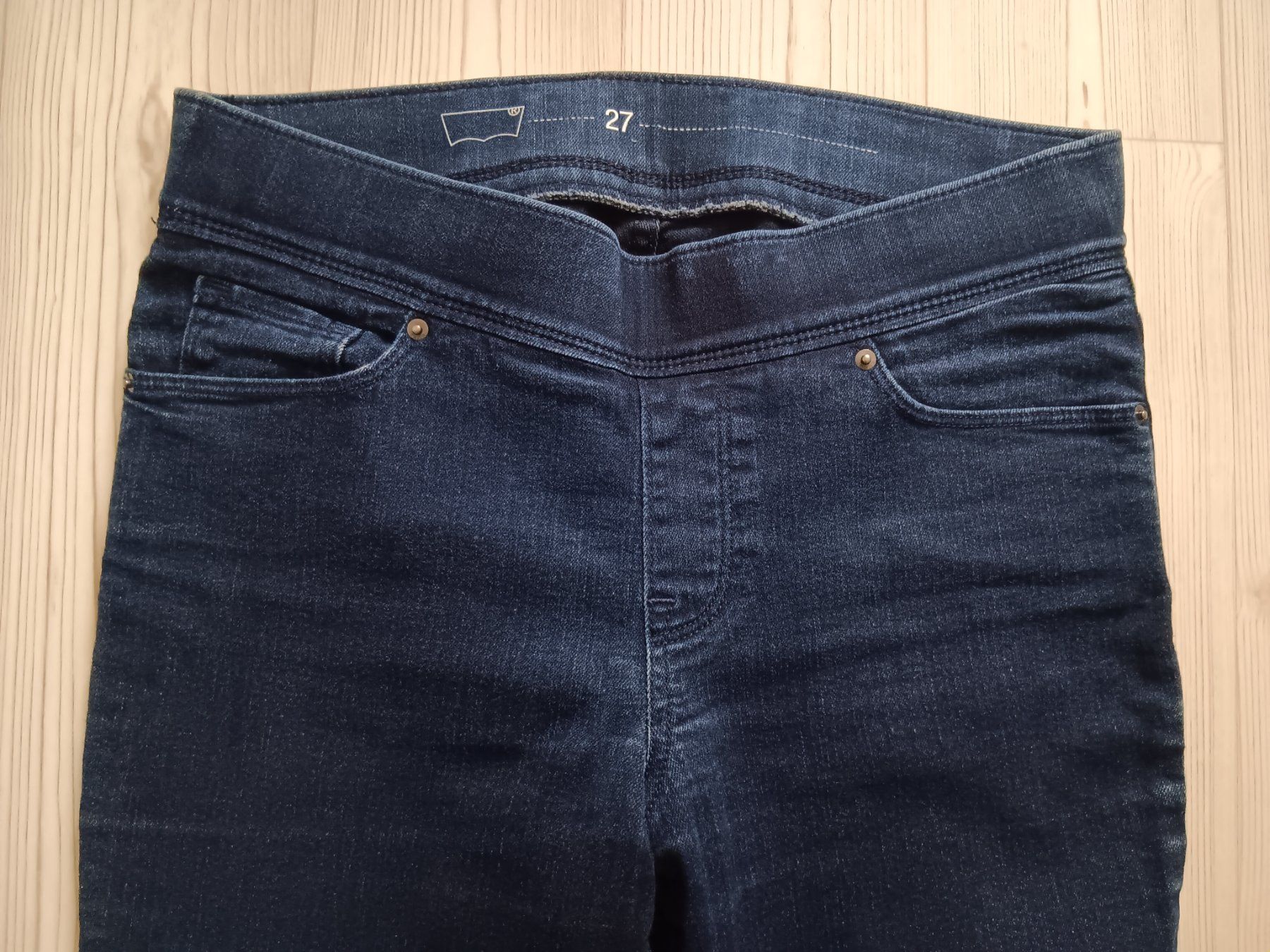 Levi's Jeans: Jegging LEVIS STRAUSS  Taille / Grosse W 27 – Gebraucht aus Cossonay-ville von Super-Price-Quality 1