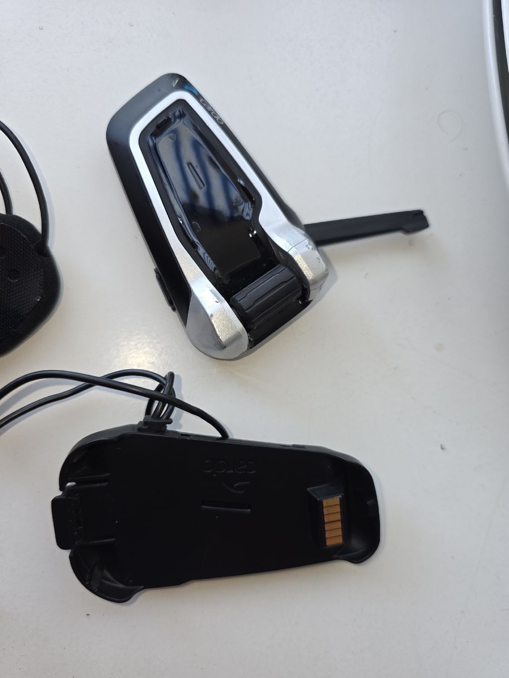 Cardo Cuffie: Cardo Packtalk Bold Bluetooth Kommunikationssystem gebraucht – Usato da Döttingen venduto da Capuella 7
