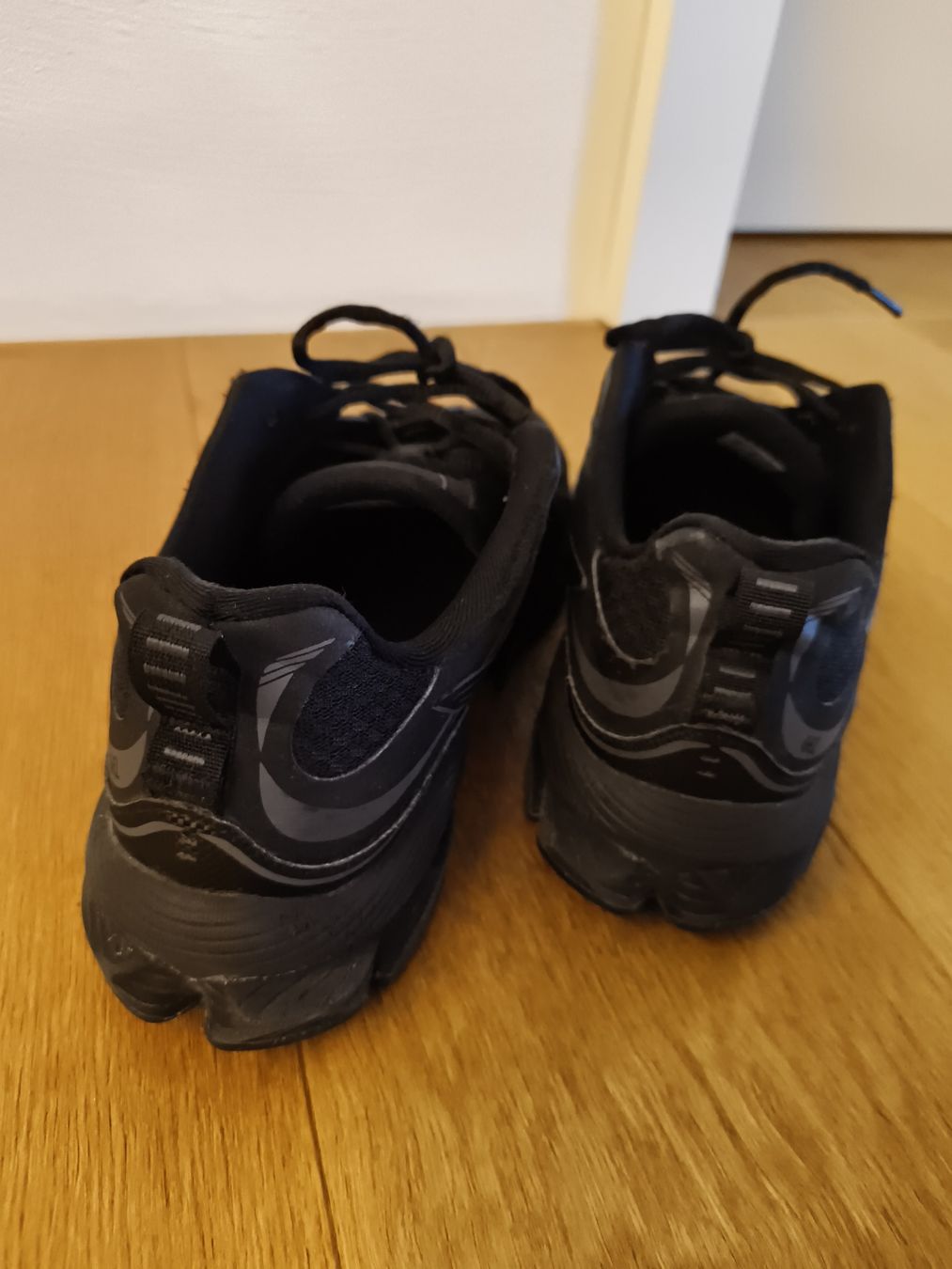 Scarpe da uomo: Asics gel quantum 360 – Usato da Wynigen venduto da Andoo 2
