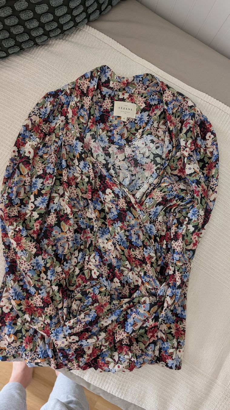 Sezane Top: Blouse Abelia Sezane – Usato da La Conversion venduto da deborah22