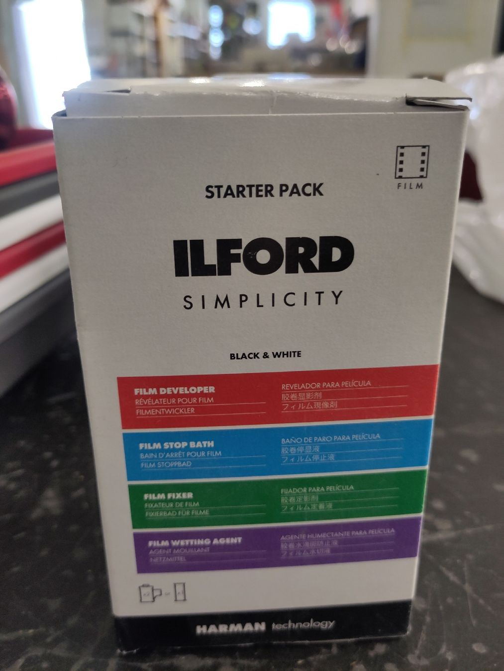 Ilford Laboratorio & Camera oscura: Set für Filmentwicklung – Usato da Basel venduto da Lucieandert 1