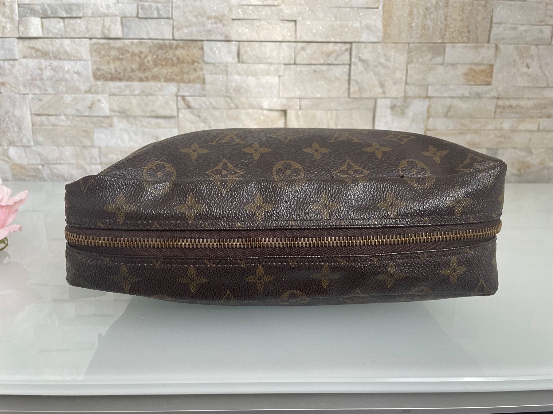 Louis Vuitton Borse da donna: Louis Vuitton Necessaire - Nr. 277 – Usato da Hittnau venduto da LuxAndMore 3