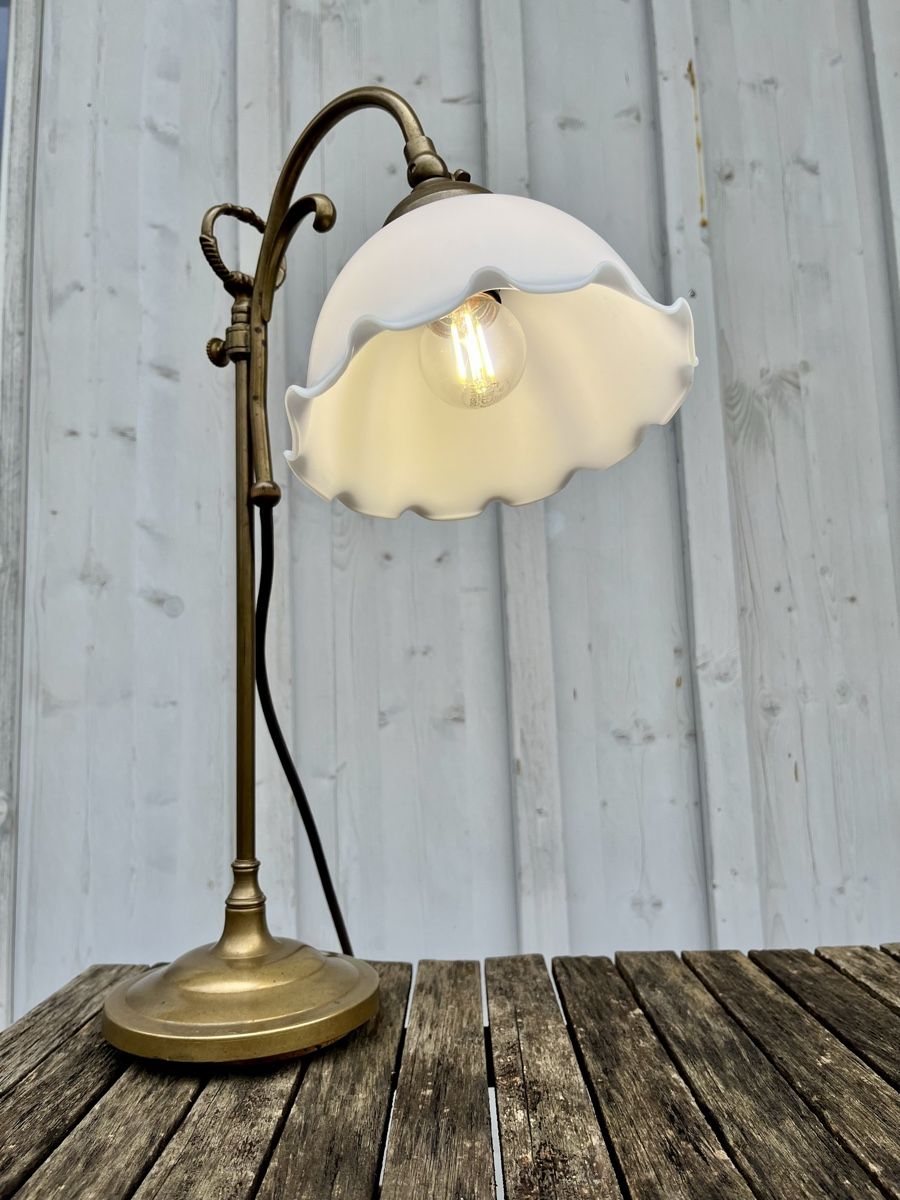 Lampen: Alte Tischlampe mit Glasschirm – Gebraucht aus Winterthur von avelotte 2