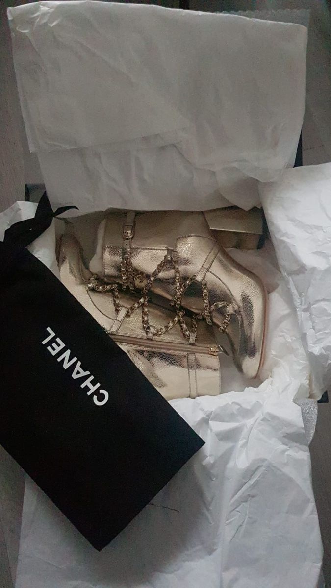 Chanel Scarpe da donna: Bottines Chanel dorées – Nuovo e nell'imballaggio originale da Ropraz venduto da Angy.ruiz 2